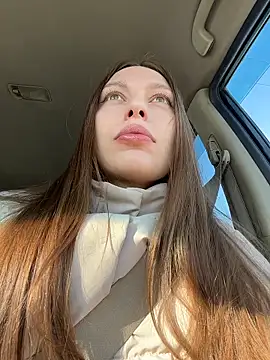 Snapshot of LeiaMood chatting on February 25, 2026, 5:28 am LeiaMood online show from February 25, 2026, 5:28 am