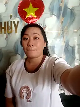 Snapshot of miolia chatting on March 18, 2026, 6:27 am miolia online show from March 18, 2026, 6:27 am