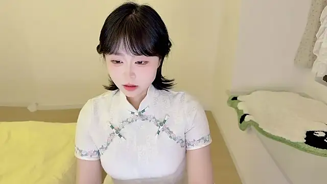 Snapshot of Onefiona chatting on March 5, 2026, 10:44 am Onefiona online show from March 5, 2026, 10:44 am