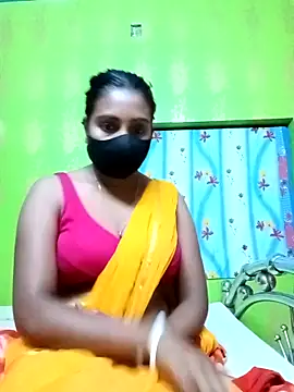 Snapshot of arushi_bb chatting on January 14, 2026, 6:57 pm arushi bb online show from January 14, 2026, 6:57 pm