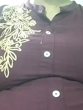 Zaara101 online show from March 28, 2026, 6:51 pm