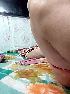 Snapshot of Annubhabhi143 chatting on February 3, 2026, 6:40 am Annubhabhi143 online show from February 3, 2026, 6:40 am