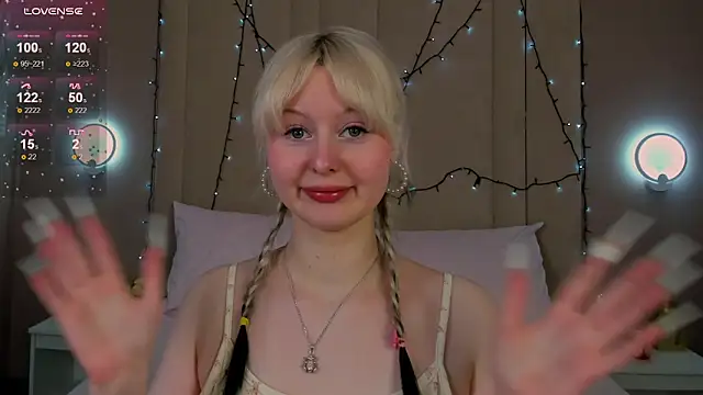 Snapshot of AdeleSilvy chatting on January 15, 2026, 1:54 am AdeleSilvy online show from January 15, 2026, 1:54 am