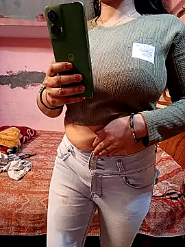 Snapshot of Soni_299 chatting on February 20, 2026, 6:48 am Soni 299 online show from February 20, 2026, 6:48 am