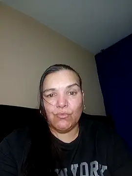 Snapshot of lee_hot chatting on February 6, 2026, 10:46 pm lee hot online show from February 6, 2026, 10:46 pm