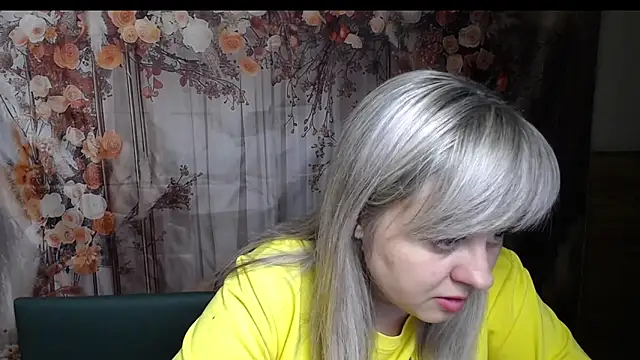 VeronicaSvitt online show from March 18, 2026, 1:25 pm