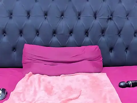 BustyBoobs67 online show from April 7, 2026, 8:31 pm