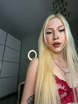 Snapshot of Elven_Effy chatting on February 27, 2026, 12:05 pm Elven Effy online show from February 27, 2026, 12:05 pm