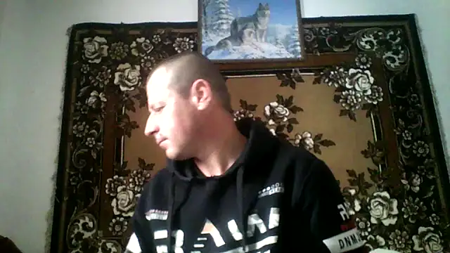 Snapshot of Ivan9iutt chatting on February 4, 2026, 8:31 am Ivan9iutt online show from February 4, 2026, 8:31 am