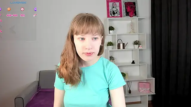 Snapshot of tracy_aw chatting on February 11, 2026, 2:49 am tracy aw online show from February 11, 2026, 2:49 am