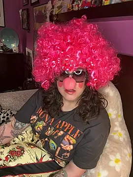 Snapshot of kitkathecartoonclown chatting on January 18, 2026, 12:25 am kitkathecartoonclown online show from January 18, 2026, 12:25 am