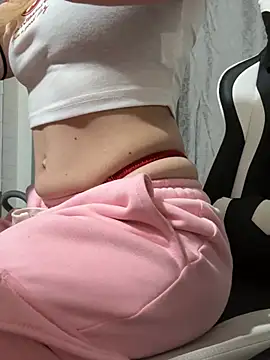 Snapshot of -LaTuaBionda-Giusy-00 chatting on March 9, 2026, 11:53 pm -LaTuaBionda-Giusy-00 online show from March 9, 2026, 11:53 pm