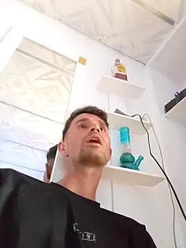 torvyHot online show from April 1, 2026, 10:29 pm