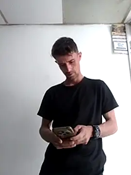 torvyHot online show from April 10, 2026, 7:29 pm