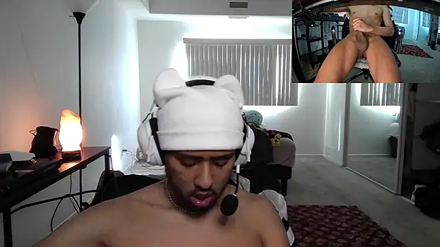 Snapshot of Embersboudoir chatting on February 7, 2026, 8:34 pm Embersboudoir online show from February 7, 2026, 8:34 pm