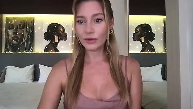 Snapshot of Stella_muse chatting on January 19, 2026, 3:32 am Stella muse online show from January 19, 2026, 3:32 am