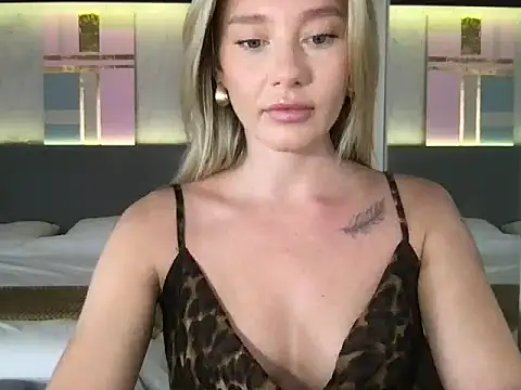 Snapshot of Stella_muse chatting on June 30, 2026, 4:57 am Stella muse online show from June 30, 2026, 4:57 am