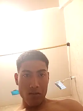 Snapshot of CrIs1dtian3 chatting on February 11, 2026, 3:28 pm CrIs1dtian3 online show from February 11, 2026, 3:28 pm