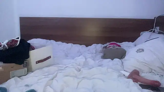 Snapshot of slimthickdesi chatting on March 9, 2026, 4:33 pm slimthickdesi online show from March 9, 2026, 4:33 pm