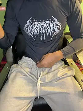 Snapshot of urfuckbunny chatting on February 19, 2026, 5:53 pm urfuckbunny online show from February 19, 2026, 5:53 pm