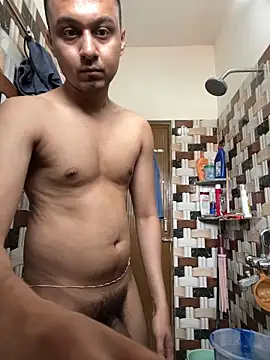 Uzieham22 online show from April 4, 2026, 4:00 am