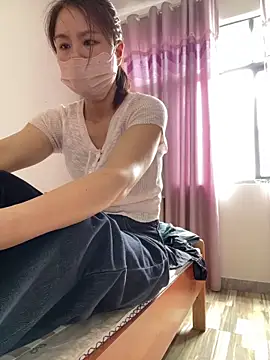 Sini-ii online show from May 17, 2026, 3:48 am