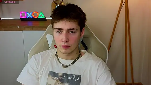 Snapshot of d3s_dn chatting on February 3, 2026, 4:12 pm d3s dn online show from February 3, 2026, 4:12 pm