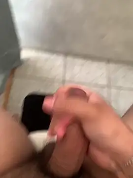 Snapshot of jhon01605 chatting on March 19, 2026, 5:06 pm jhon01605 online show from March 19, 2026, 5:06 pm