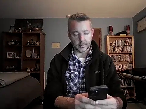 Snapshot of chrisw8140 chatting on February 7, 2026, 12:03 am chrisw8140 online show from February 7, 2026, 12:03 am