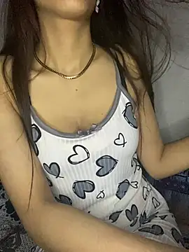 Snapshot of SexyNarRazane chatting on May 29, 2026, 5:27 am SexyNarRazane online show from May 29, 2026, 5:27 am