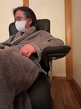 Snapshot of hiroshi-1964 chatting on March 3, 2026, 3:29 pm hiroshi-1964 online show from March 3, 2026, 3:29 pm