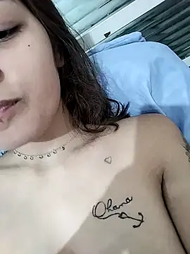 Snapshot of carazinho2128 chatting on March 2, 2026, 5:19 am carazinho2128 online show from March 2, 2026, 5:19 am