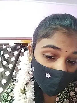 Snapshot of Tamil_Hot_RoyalQueen chatting on February 8, 2026, 4:21 pm Tamil Hot RoyalQueen online show from February 8, 2026, 4:21 pm