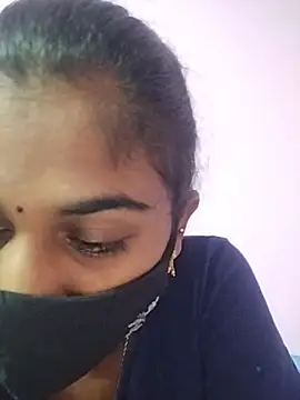 Snapshot of Tamil_Hot_RoyalQueen chatting on February 24, 2026, 2:59 pm Tamil Hot RoyalQueen online show from February 24, 2026, 2:59 pm