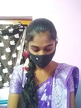 Snapshot of Tamil_Hot_RoyalQueen chatting on March 8, 2026, 5:28 pm Tamil Hot RoyalQueen online show from March 8, 2026, 5:28 pm