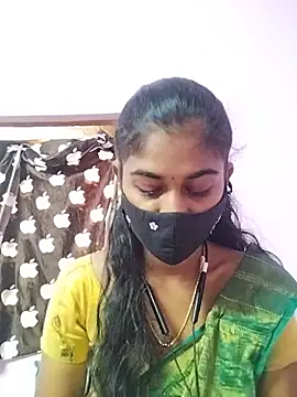 Snapshot of Tamil_Hot_RoyalQueen chatting on March 15, 2026, 3:23 am Tamil Hot RoyalQueen online show from March 15, 2026, 3:23 am