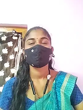 Snapshot of Tamil_Hot_RoyalQueen chatting on March 19, 2026, 3:43 am Tamil Hot RoyalQueen online show from March 19, 2026, 3:43 am