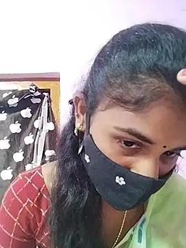 Snapshot of Tamil_Hot_RoyalQueen chatting on March 19, 2026, 4:44 pm Tamil Hot RoyalQueen online show from March 19, 2026, 4:44 pm