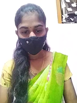 Snapshot of Tamil_Hot_RoyalQueen chatting on March 26, 2026, 4:01 pm Tamil Hot RoyalQueen online show from March 26, 2026, 4:01 pm