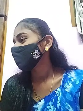 Snapshot of Tamil_Hot_RoyalQueen chatting on April 2, 2026, 4:37 pm Tamil Hot RoyalQueen online show from April 2, 2026, 4:37 pm
