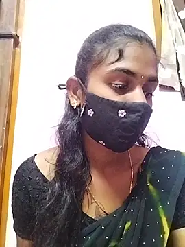 Snapshot of Tamil_Hot_RoyalQueen chatting on April 3, 2026, 6:50 pm Tamil Hot RoyalQueen online show from April 3, 2026, 6:50 pm