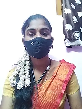 Snapshot of Tamil_Hot_RoyalQueen chatting on April 18, 2026, 7:07 pm Tamil Hot RoyalQueen online show from April 18, 2026, 7:07 pm