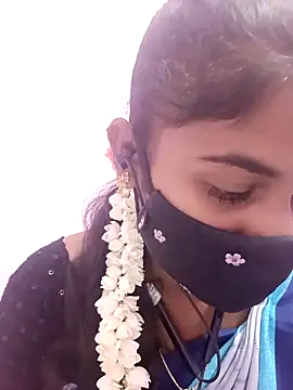 Snapshot of Tamil_Hot_RoyalQueen chatting on May 5, 2026, 4:59 pm Tamil Hot RoyalQueen online show from May 5, 2026, 4:59 pm