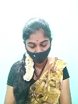 Snapshot of Tamil_Hot_RoyalQueen chatting on May 30, 2026, 4:04 pm Tamil Hot RoyalQueen online show from May 30, 2026, 4:04 pm