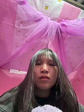 Snapshot of Charlotte-ee chatting on February 5, 2026, 8:52 am Charlotte-ee online show from February 5, 2026, 8:52 am