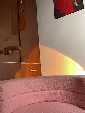 Snapshot of Nana_9x chatting on March 18, 2026, 8:34 pm Nana 9x online show from March 18, 2026, 8:34 pm