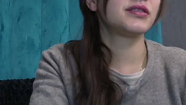 AnyaHappiness online show from February 18, 2026, 7:04 am