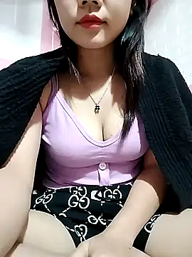 Snapshot of Ngocmai_lazdy chatting on February 2, 2026, 1:04 am Ngocmai lazdy online show from February 2, 2026, 1:04 am