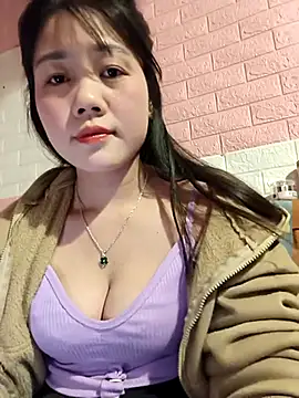 Snapshot of Ngocmai_lazdy chatting on February 8, 2026, 1:36 pm Ngocmai lazdy online show from February 8, 2026, 1:36 pm