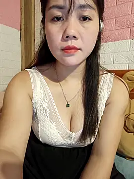 Snapshot of Ngocmai_lazdy chatting on April 2, 2026, 1:31 pm Ngocmai lazdy online show from April 2, 2026, 1:31 pm